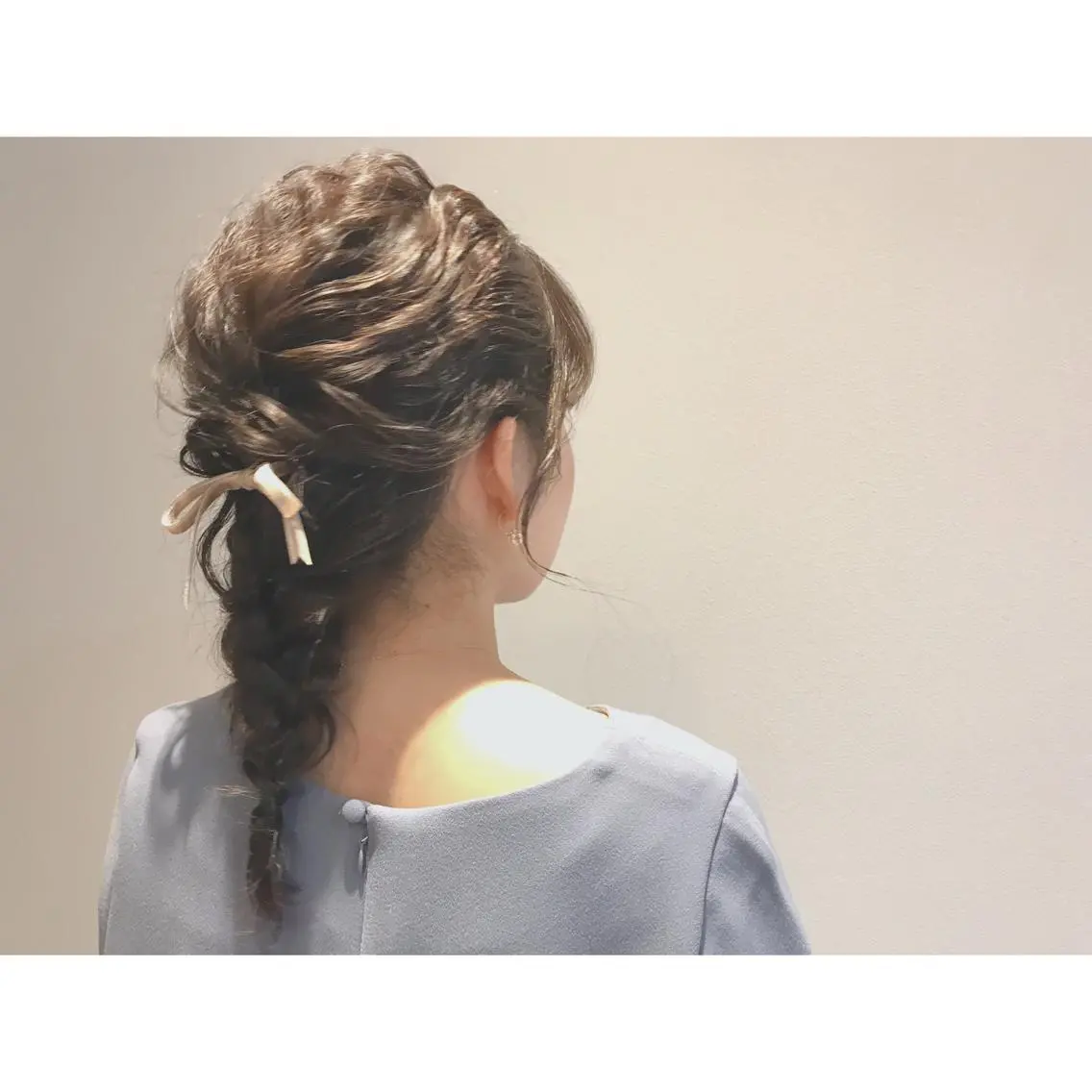 セミロング ヘアアレンジ なかにし まゆみのヘアスタイル