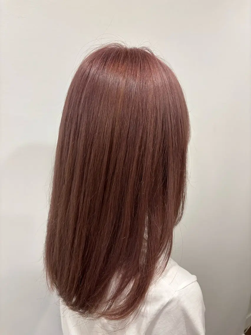 ロング カラー ベージュカラー ピンクカラー ピンクベージュ 井上 悠人のヘアスタイル