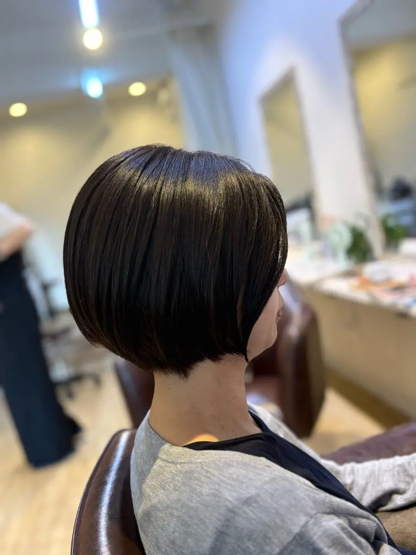ショート カラー 透明感カラー ショートヘア カット ヘアカラー 上川畑 つかさのヘアスタイル
