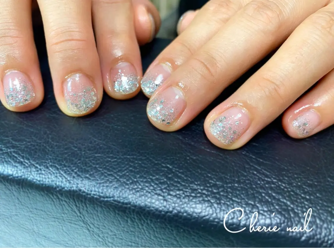 ネイル ジェルネイル グラデーション ラメ(グリッター) Cherienail yunaのネイルデザイン