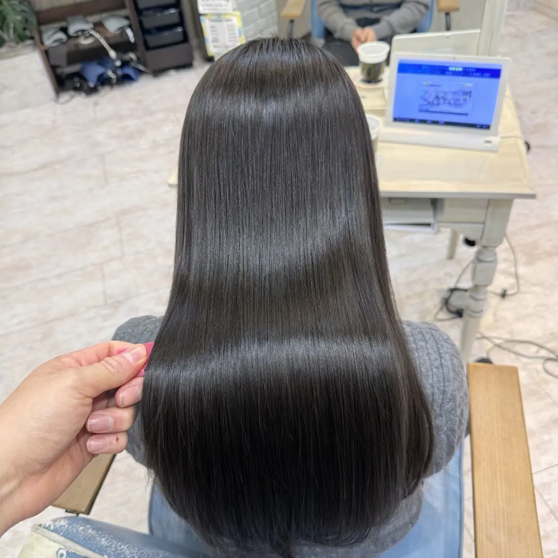 ロング カット 縮毛矯正 トリートメント 店長✨レイヤー✖️ 髪質改善✖️韓国ヘアのヘアスタイル