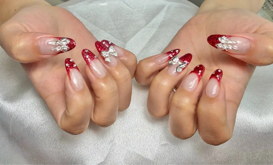 ネイル フラッシュネイル フレンチネイル 赤色 ハンドネイル BONNIE NAILのネイルデザイン