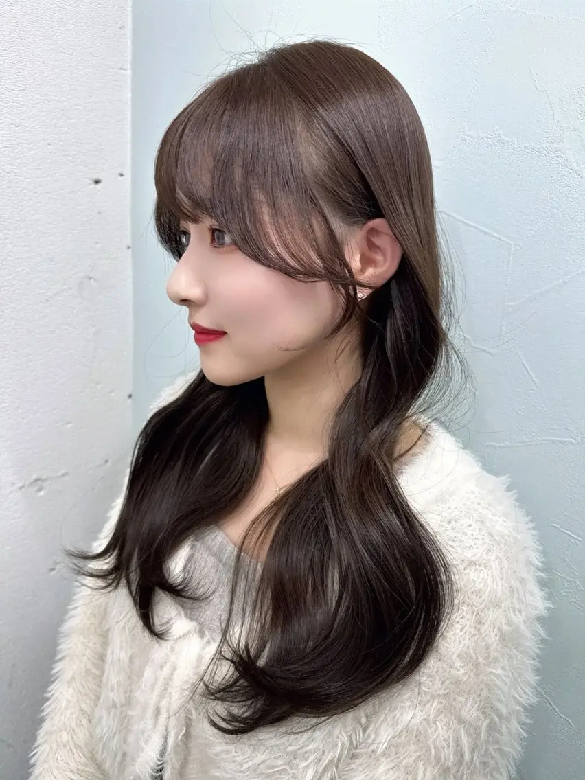 ロング カラー くびれヘア 顔周りカット 韓国風ヘア 盛れる顔周りカット ♥️韓国ヘア"ちぇるのヘアスタイル