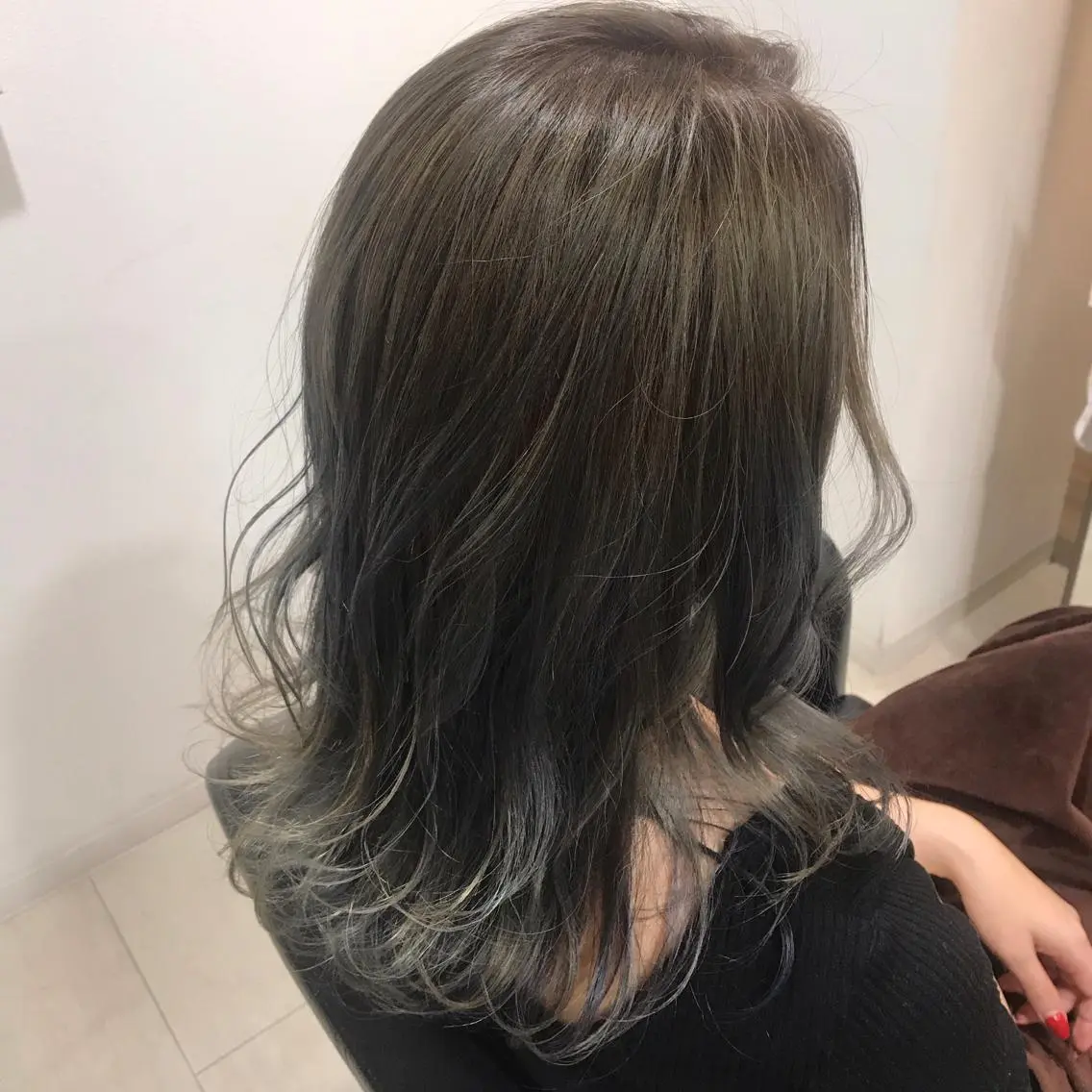 ロング ハイライト カット ヘアカラー ヘッドスパ ヤマシタ ミサキのヘアスタイル