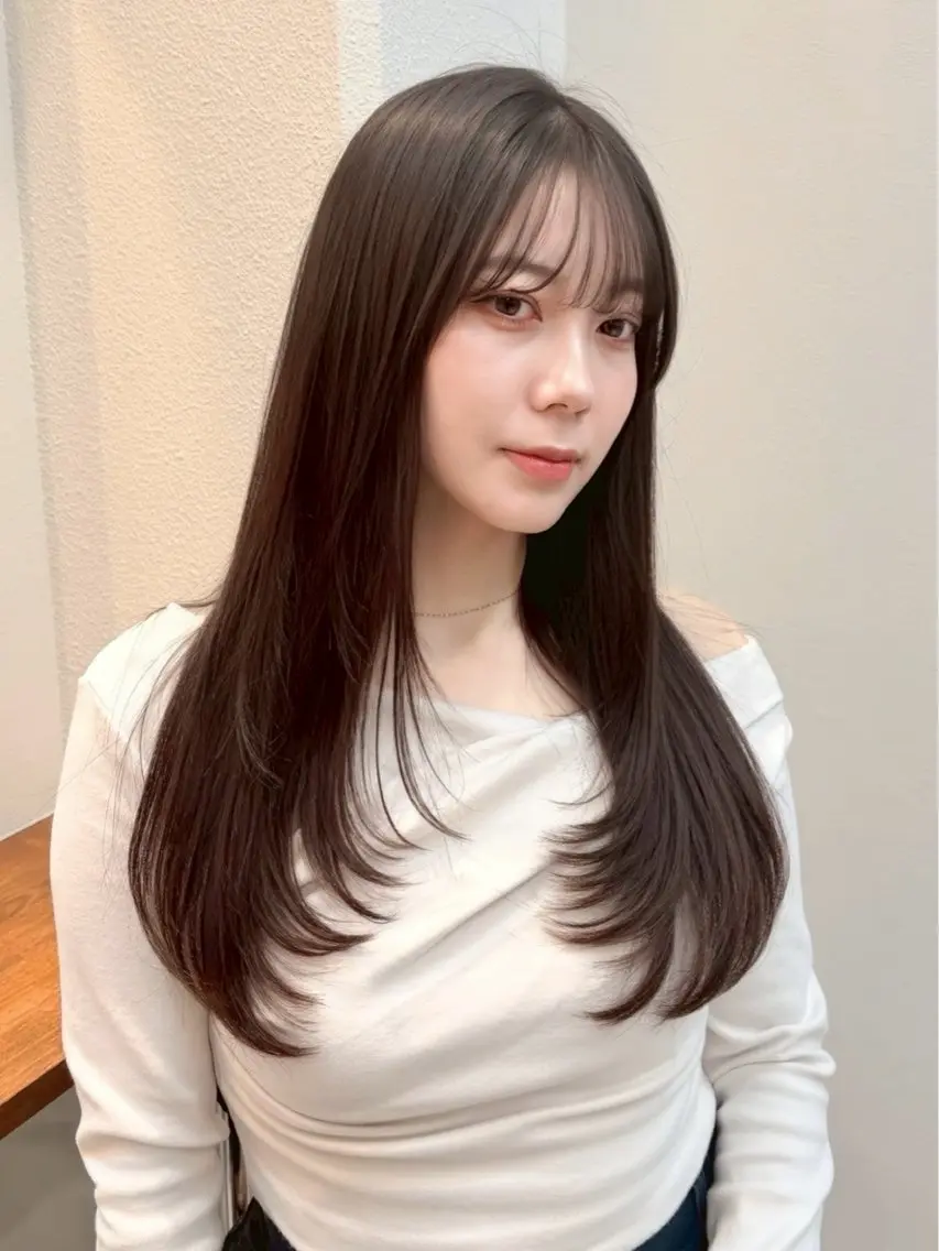 セミロング ヘアカラー 小堺 瑞姫のヘアスタイル