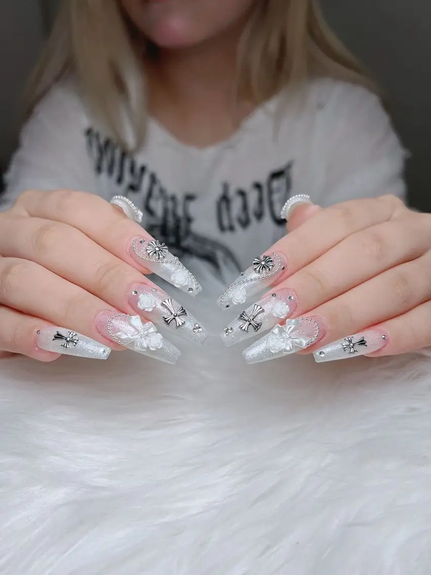 ネイル アートネイル オーロラネイル フレンチネイル ジェルネイル グラデーション ハンドネイル Sora nail 長さ出し専門店のネイルデザイン