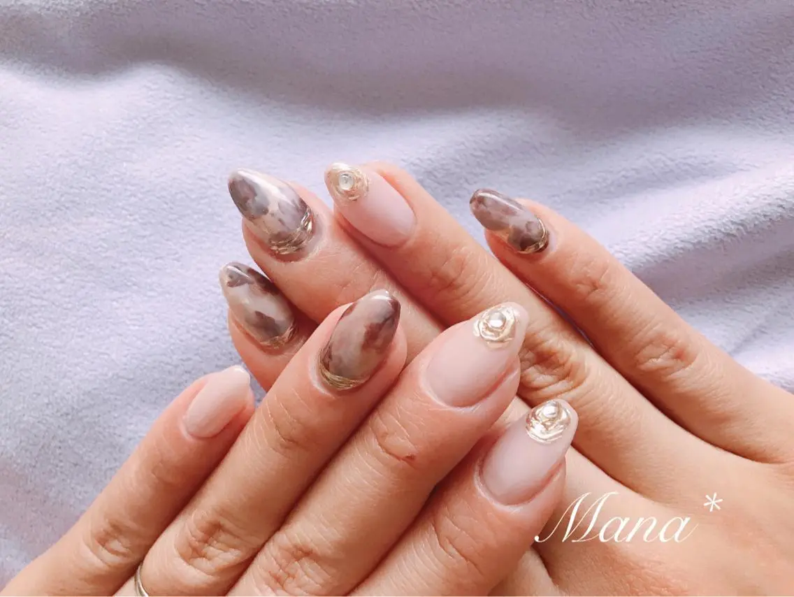 ネイル ミラーネイル ニュアンスネイル 塚田 由香里のネイルデザイン