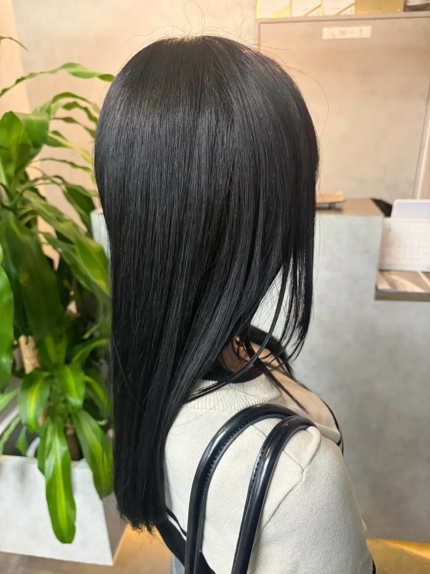 ロング カラー ヘアカラー three_ ナオキのヘアスタイル