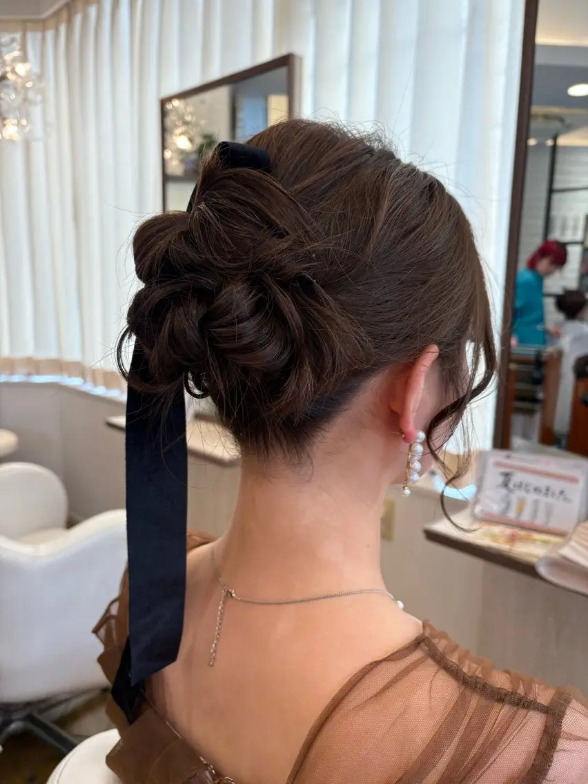 セミロング ヘアセット 艶感🫧透明感カラー YUKARIのヘアスタイル