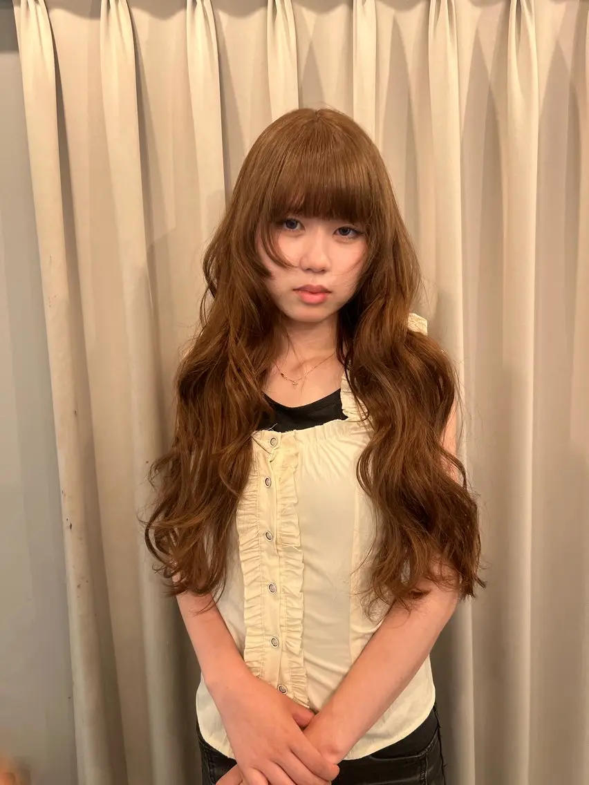 ロング ヘアカラー 🦢パーマモデル 様募集中🦢AI🫧のヘアスタイル
