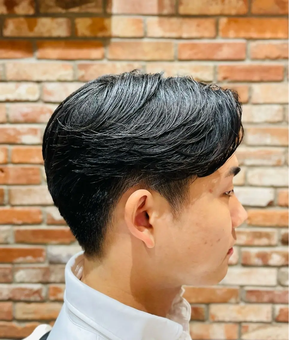 ミディアム メンズ 佐藤 瑛太のヘアスタイル