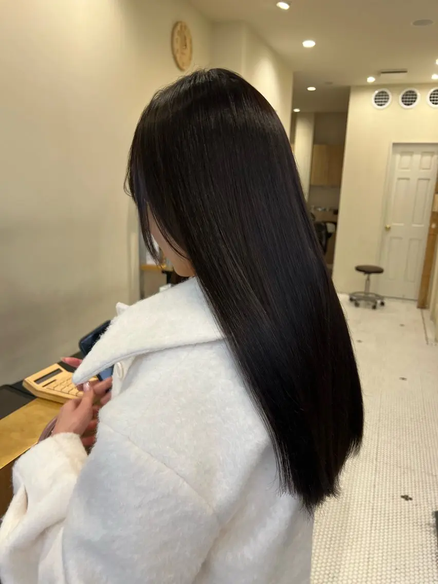 セミロング カラー 🐋湊 ゆうき 🫧のヘアスタイル