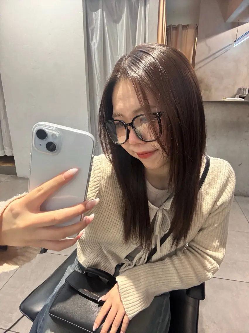 限定価格🉐カット+カラー 【前処理トリートメント、Aujuaｸｲｯｸトリートメント付き】の写真