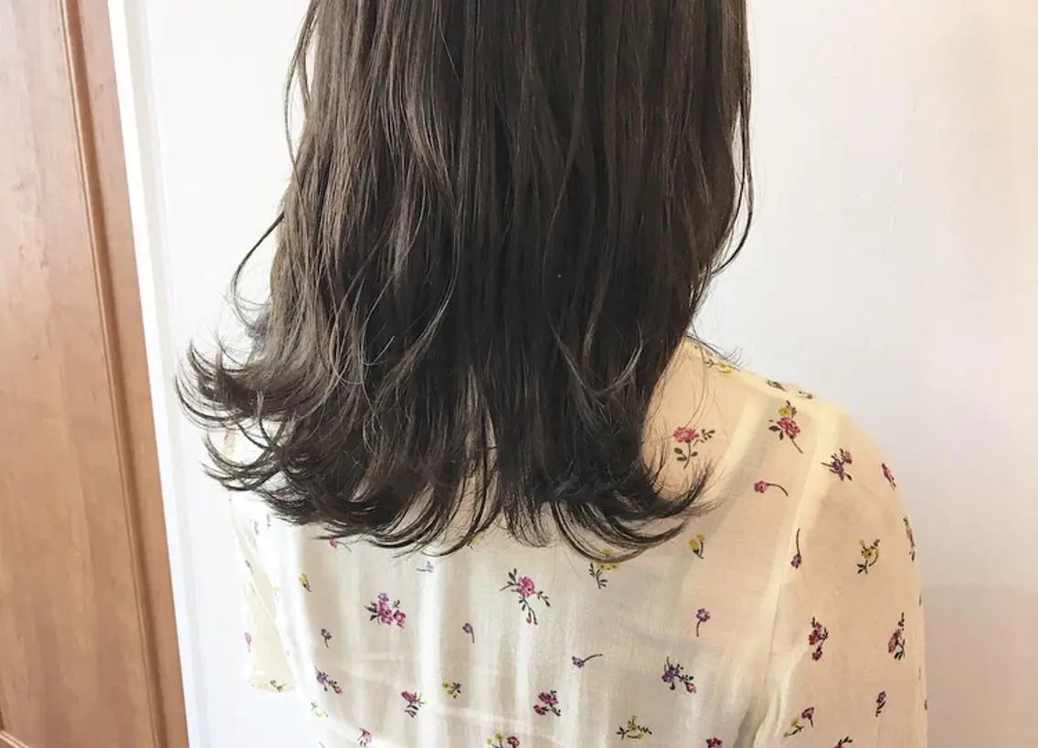 ミディアム カラー 透明感カラー ヘアカラー 鈴木 翔梧のヘアスタイル