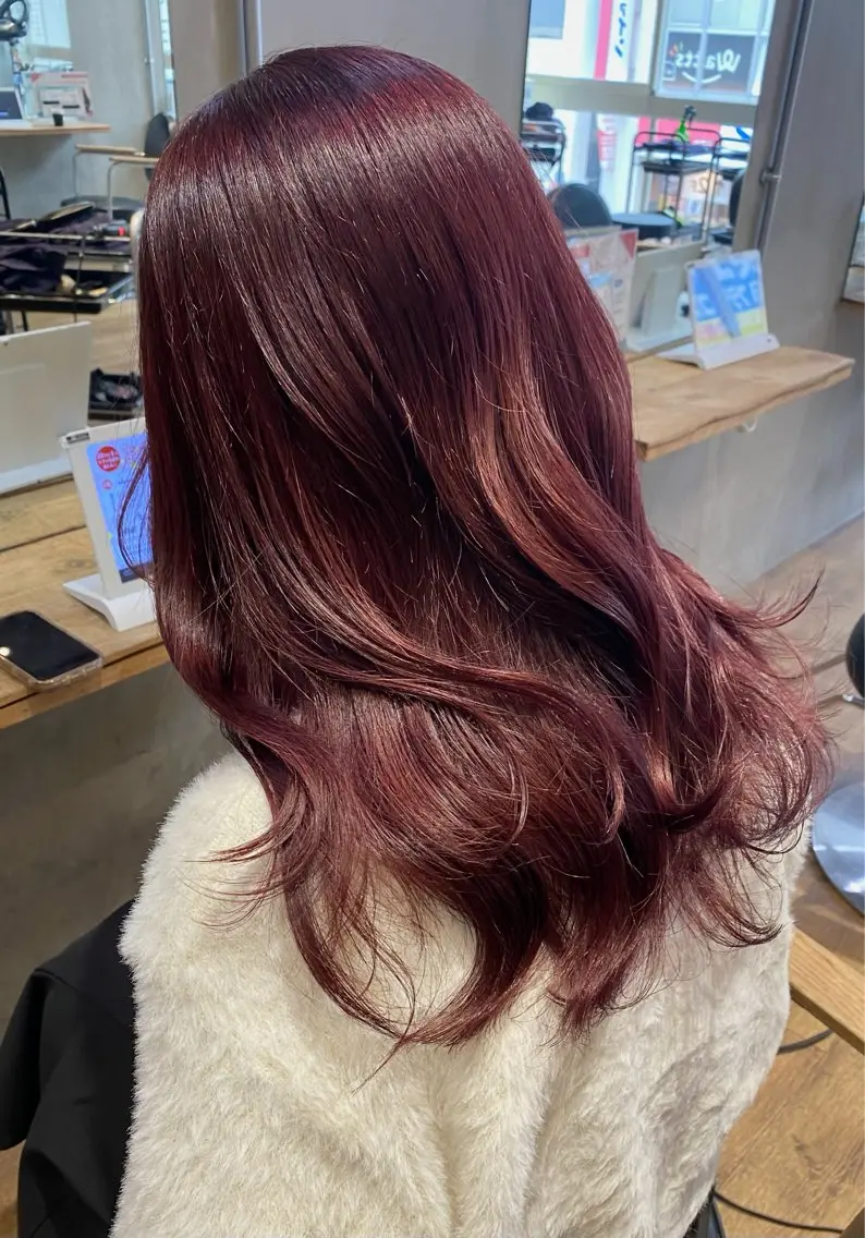 セミロング ヘアカラー 井上 麻帆のヘアスタイル