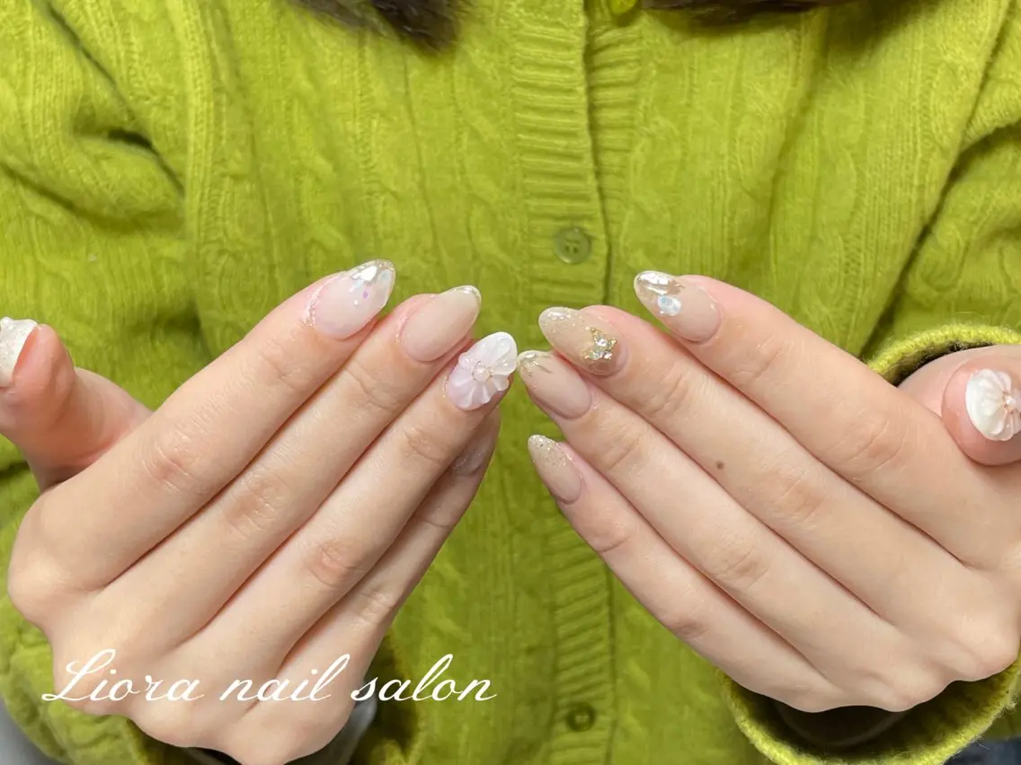 ネイル チークネイル フットネイル フレンチネイル ジェルネイル ガーリー ハンドネイル JUN Lioraネイルのネイルデザイン