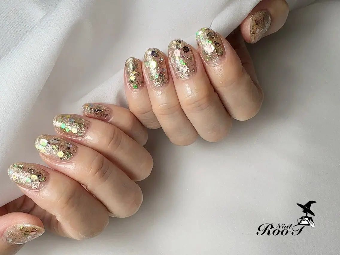 ネイル キラキラネイル ハンドネイル RooT Nailのネイルデザイン