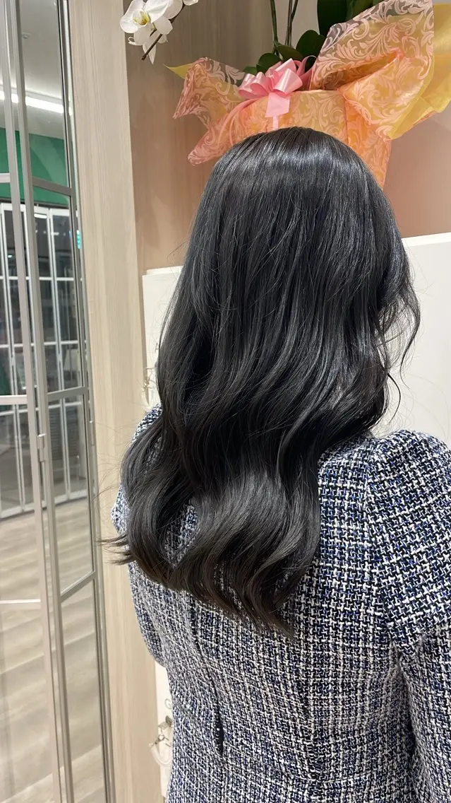 ロング 下村 和香奈のヘアスタイル
