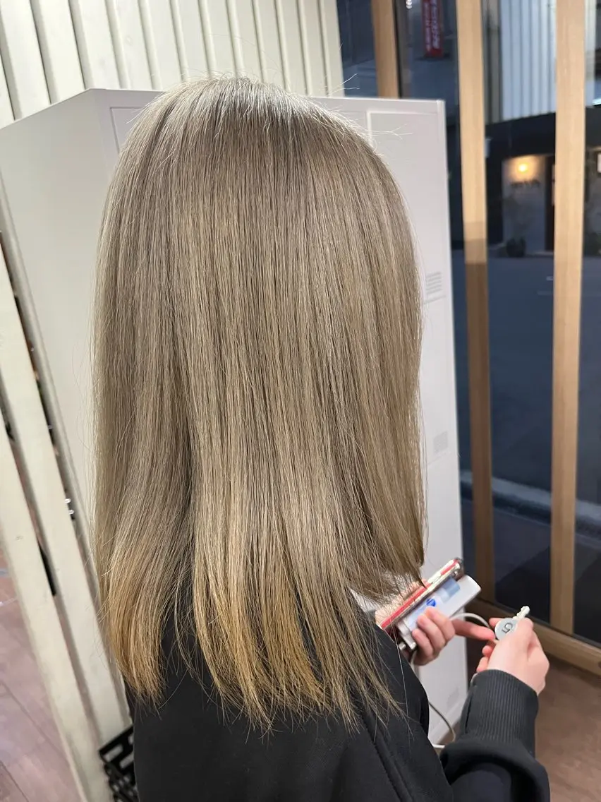 ロング トリートメント 辻 風香のヘアスタイル