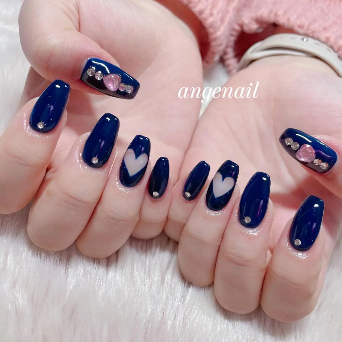 ネイル ハンドネイル オーナーネイリスト MAKIのネイルデザイン
