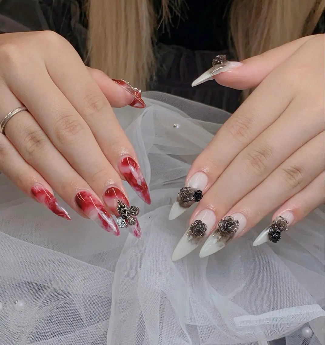 ネイル Iconic Nailのネイルデザイン