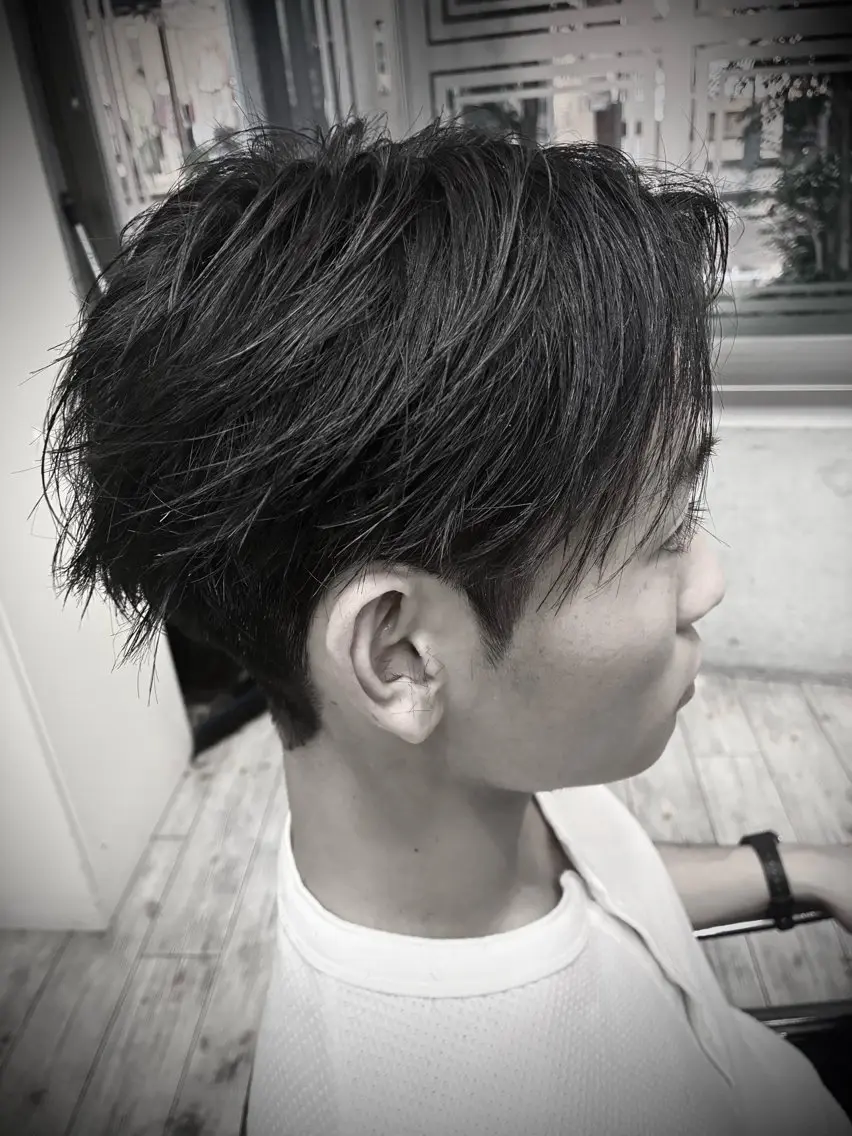 ショート カット 平野 友誠のヘアスタイル