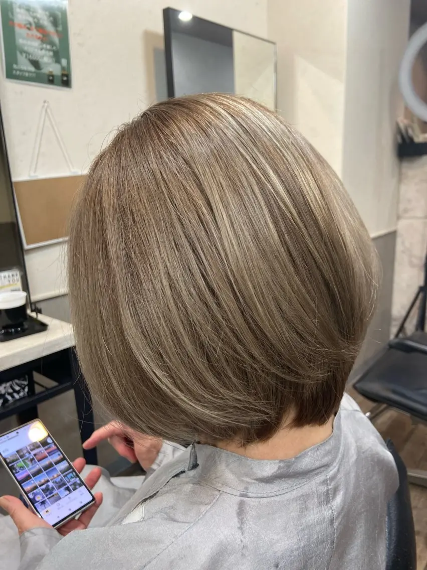 ミディアム ボブ カット ヘアカラー ☆TAKAMI☆ ☆TAKAMI☆のヘアスタイル
