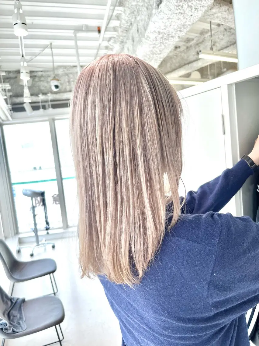 ミディアム ヘアカラー トリートメント 《店長》欧米風/デ ザインNO.1/雅のヘアスタイル
