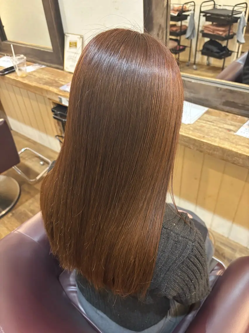 ロング カラー ベージュカラー ブリーチ ブリーチなしカラー 長谷川 彩桜のヘアスタイル
