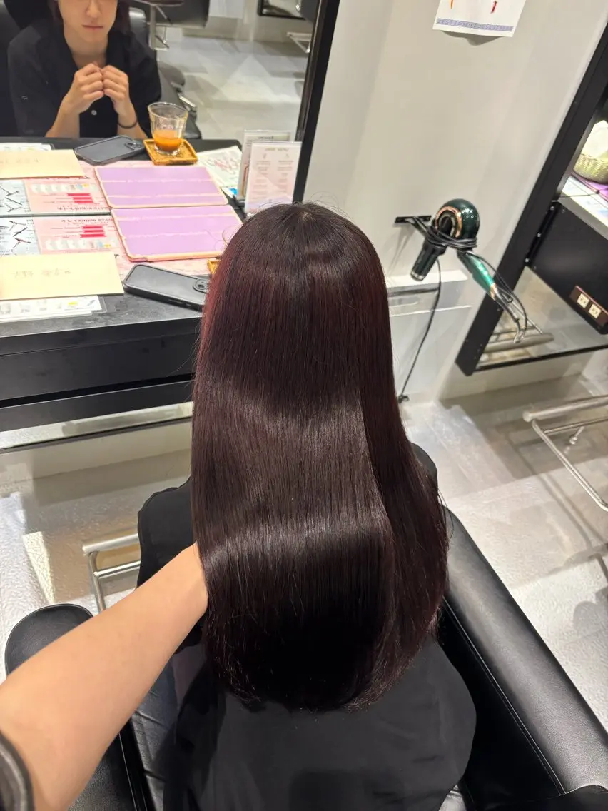 ロング カラー ヘアアレンジ 森田 葵葉のヘアスタイル