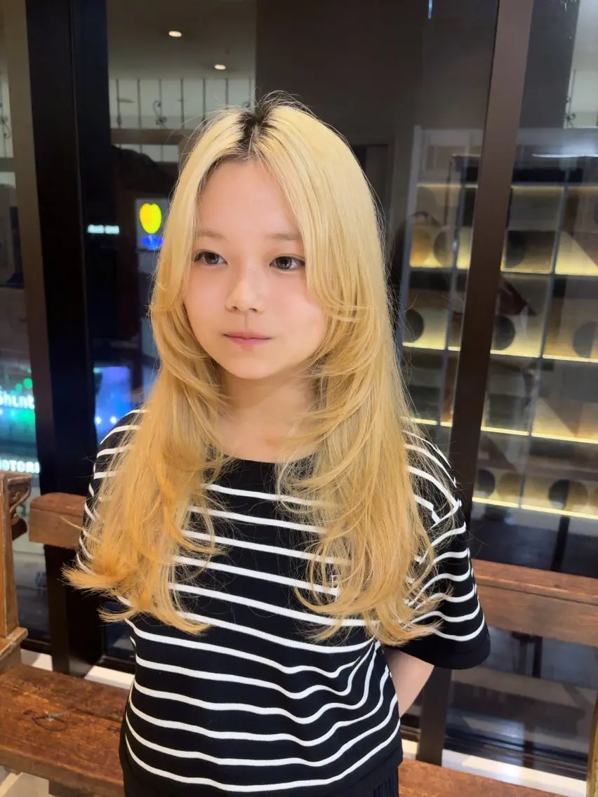 ロング ✨艶髪／透明感カラー ミユ💜のヘアスタイル