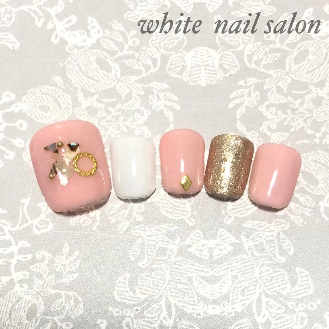ネイル フットネイル ジェルネイル ハードジェル オフィスネイル スカルプネイル フットネイル white nail salonのネイルデザイン