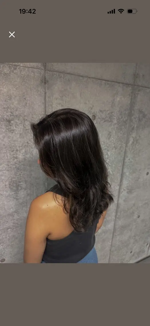 セミロング カラー 🌻宮内 青空🌻のヘアスタイル