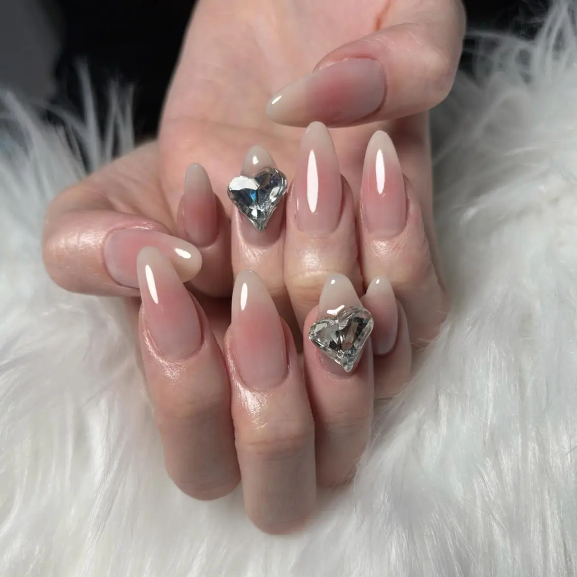 ネイル チークネイル nail salon Libertyのネイルデザイン