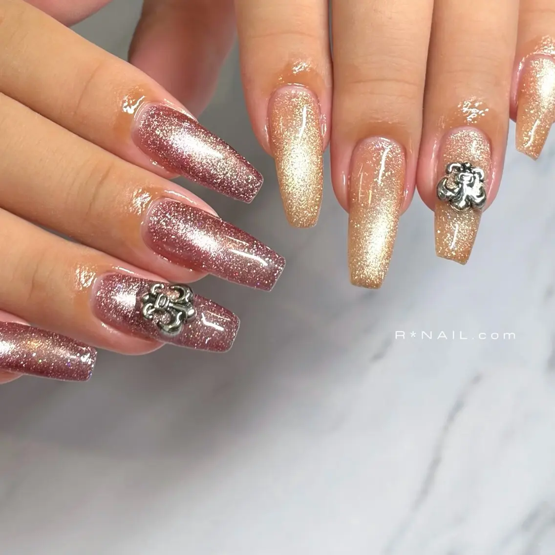 ネイル フラッシュネイル フラッシュマグ マグネットネイル ハンドネイル Riona / R*NAIL.comのネイルデザイン