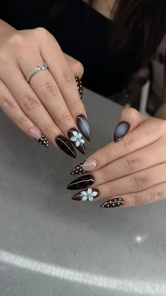 ネイル ハンドネイル HAPPI NAIL CALINのネイルデザイン