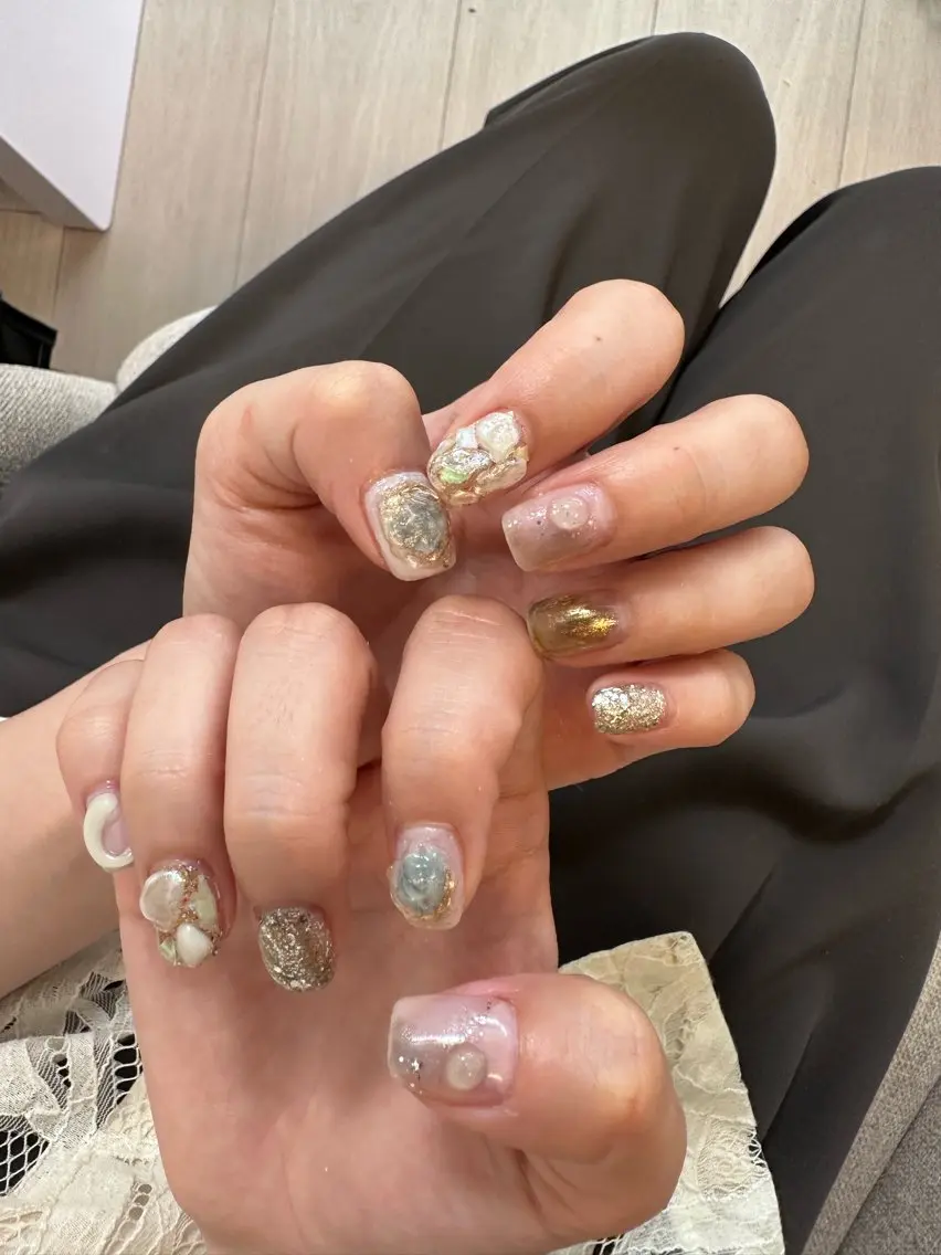 ネイル ニュアンスネイル ハンドネイル ハンドケア Atelier Ariのネイルデザイン