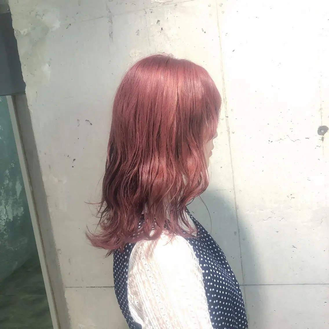 ロング ❤︎ワンホンガーリー なハイトーンヘア❤︎のヘアスタイル
