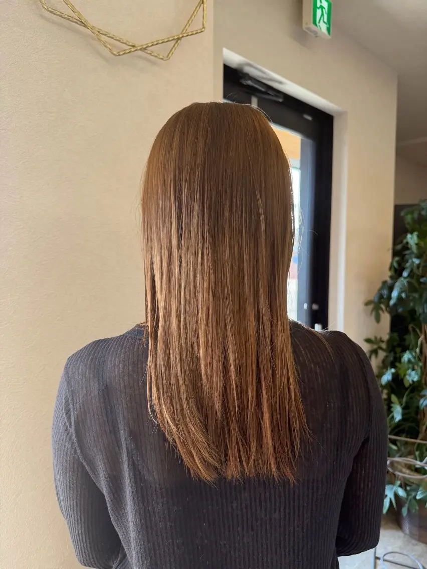 セミロング カラー ベージュカラー ブラウンカラー 透明感カラー ヘアカラー 柏田 怜央のヘアスタイル