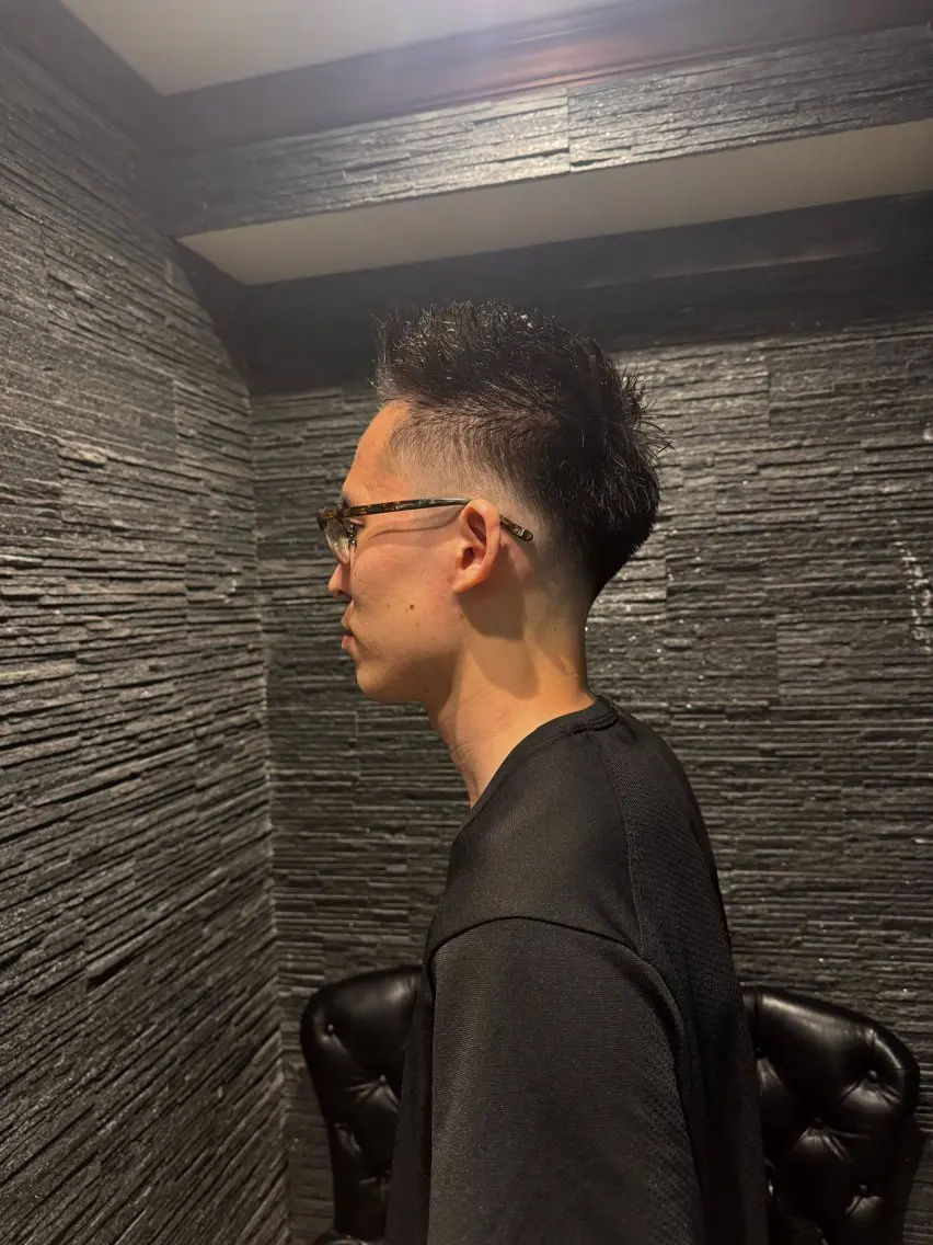 ショート カット 末盛 康生のヘアスタイル