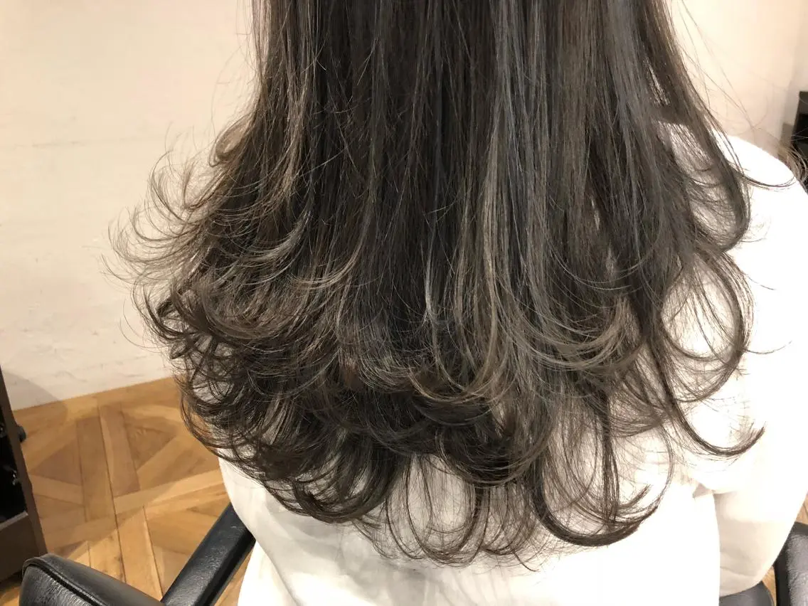 ロング カラー パーマ ヘアアレンジ 銀座/ハイトーン/ hayaka 🖤のヘアスタイル