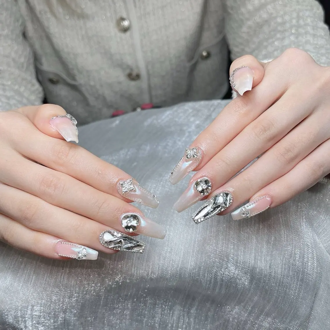 ネイル チークネイル フレンチネイル ジェルネイル 韓国ネイル マグネットネイル ハンドネイル Zen Nail Design 池袋のネイルデザイン