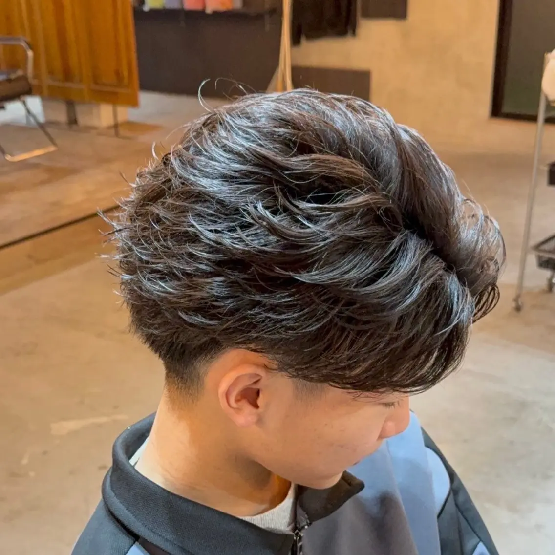 【✨トレンドの最先端毛流れパーマ✨】メンズカット+フェザーパーマ セットを楽にさせたいならこれ✨の写真