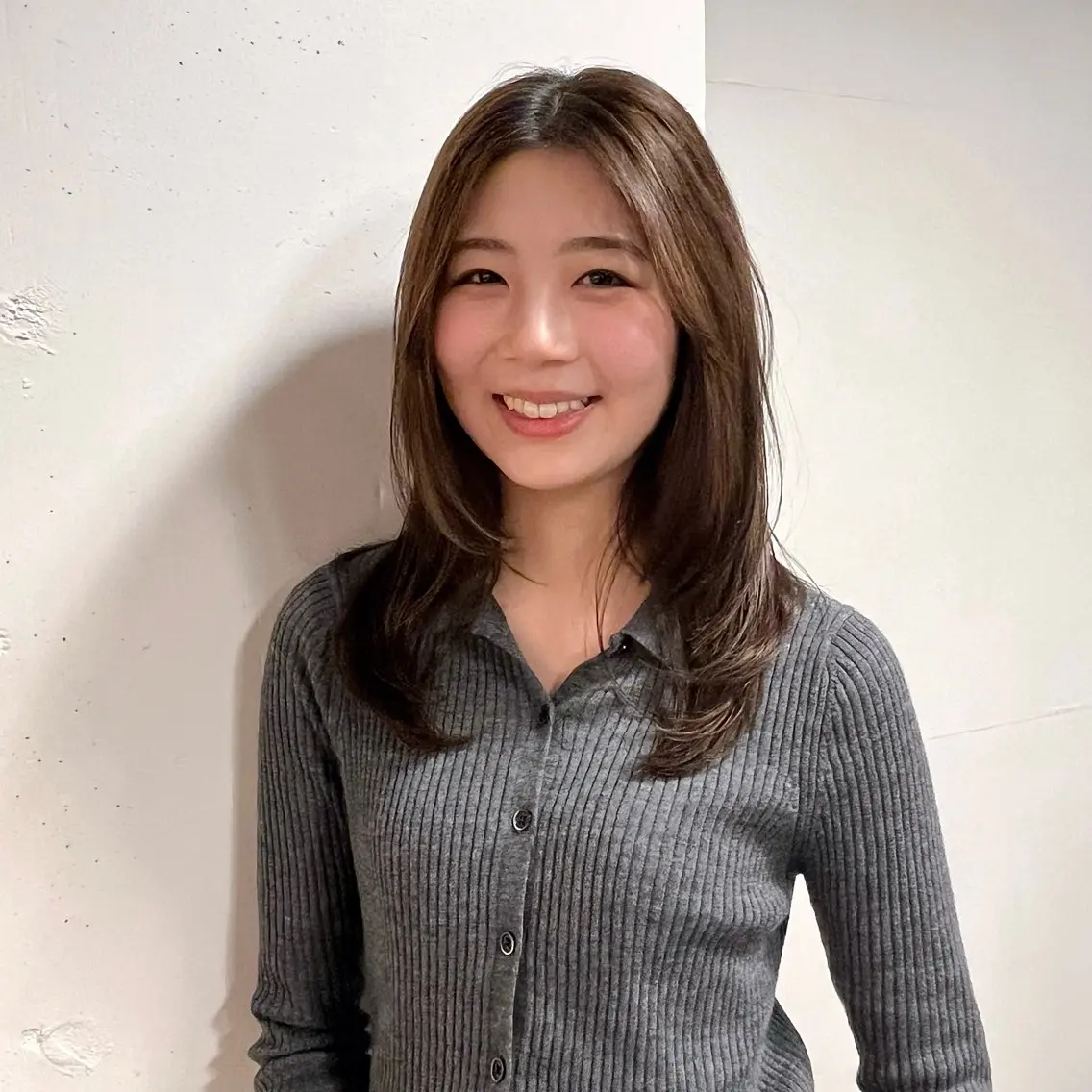 ロング 金子 絵梨花のヘアスタイル