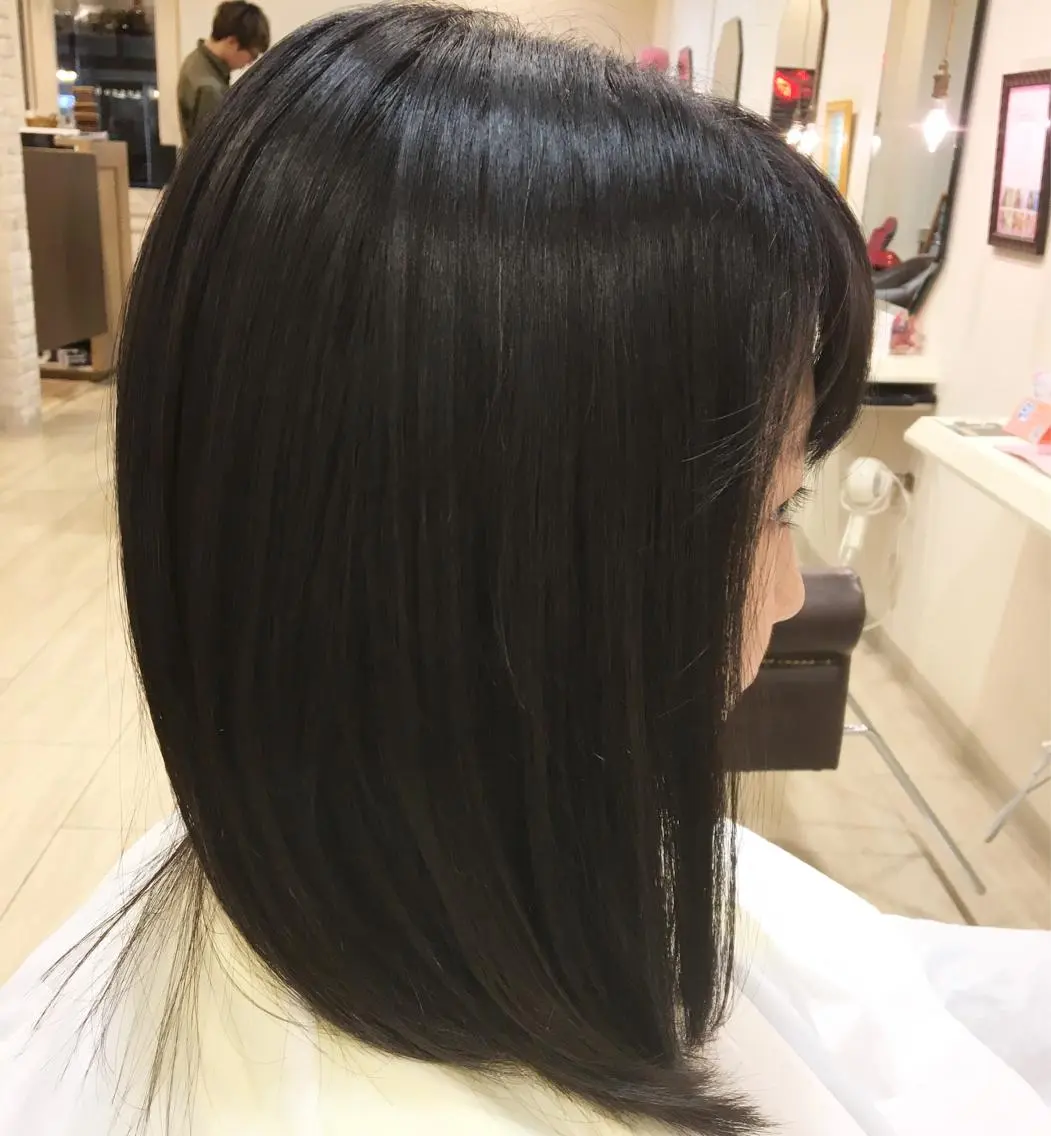 ミディアム 縮毛矯正 辻出 綾弥のヘアスタイル