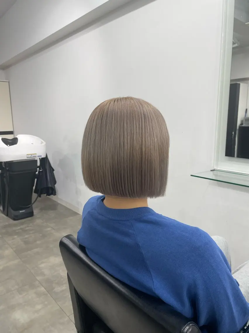 ショート 切りっぱなしボブ ボブ LOGUE 大濵翔太のヘアスタイル