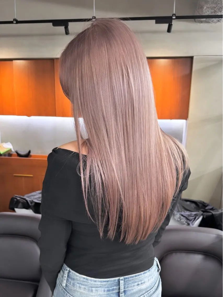 ロング カラー アッシュ ベージュカラー ブリーチ ブロンド ブラウンカラー カット ヘアカラー トリートメント ブリーチ ハイトーン 特化🌈フジタハルキのヘアスタイル