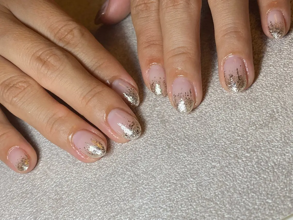 ネイル グラデーション ラメ(グリッター) ラメグラデーション ハンドネイル LIll nailのネイルデザイン