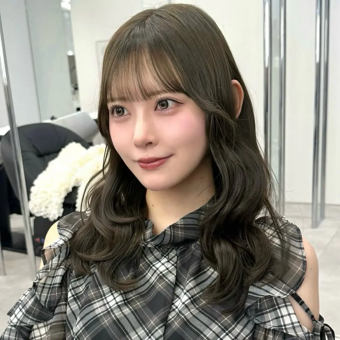 セミロング ゆうさ 縮毛矯正 似合わせカットのヘアスタイル