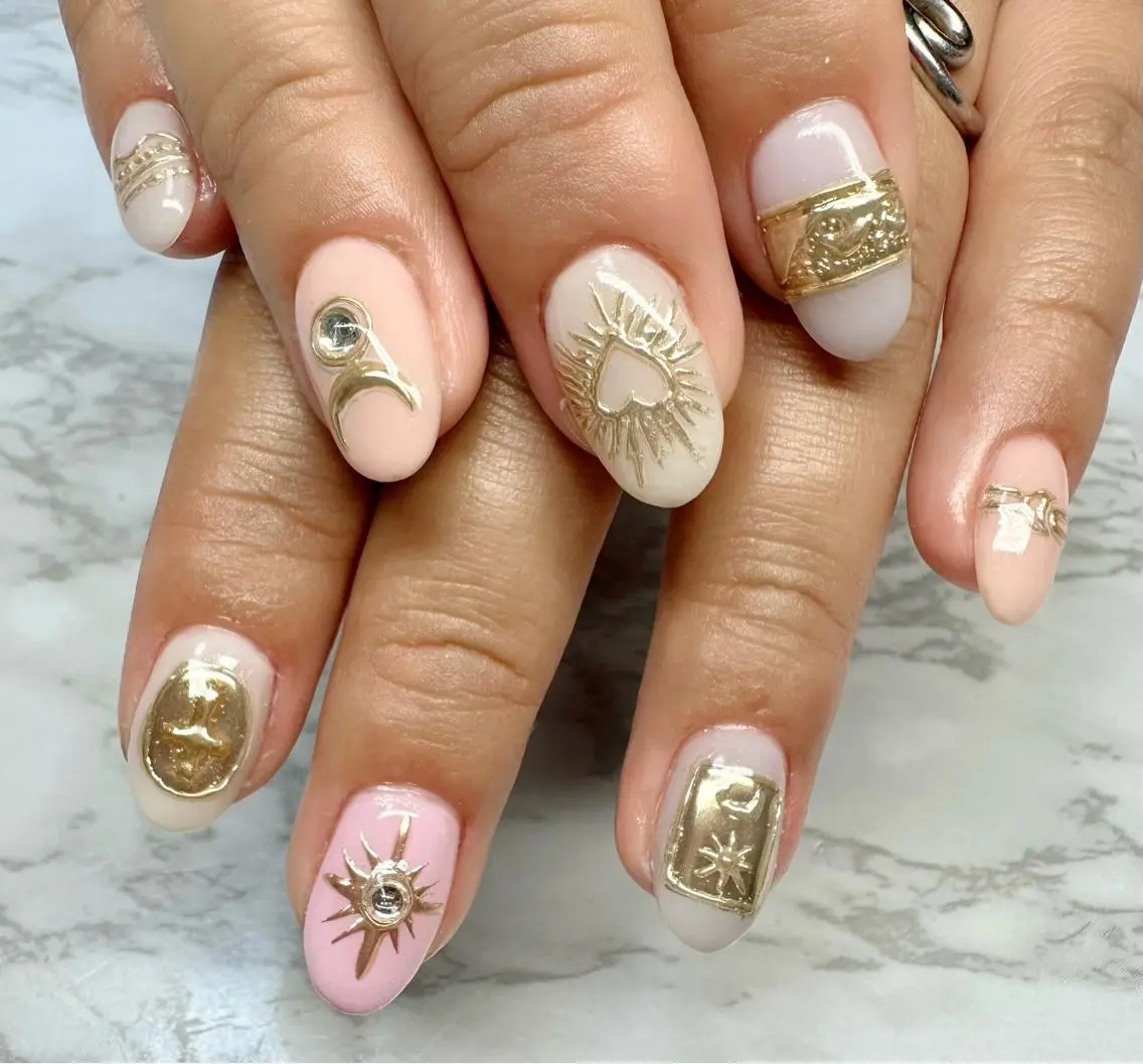 ネイル オーロラネイル ラメ(グリッター) 夏ネイル ハンドネイル Mai’s nailのネイルデザイン